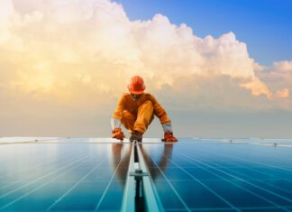 Recordes de geração de energia solar criam necessidade de mão de obra capacitada