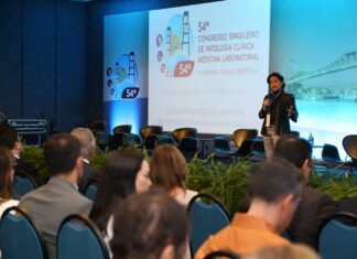 Palestra Magna reforça a importância do diagnóstico no tratamento do paciente