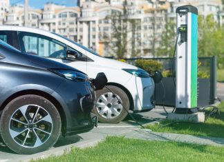 Estações de carregamento de carro elétrico se tornam nova oportunidade de renda